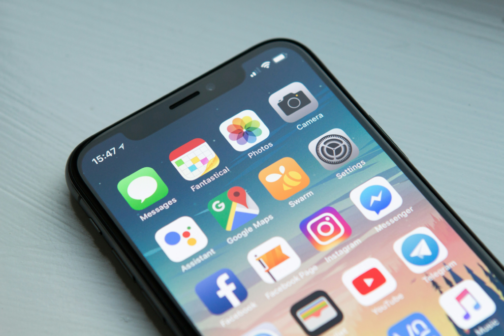 Affiliate marketer managing mobile-friendly content in 2026
